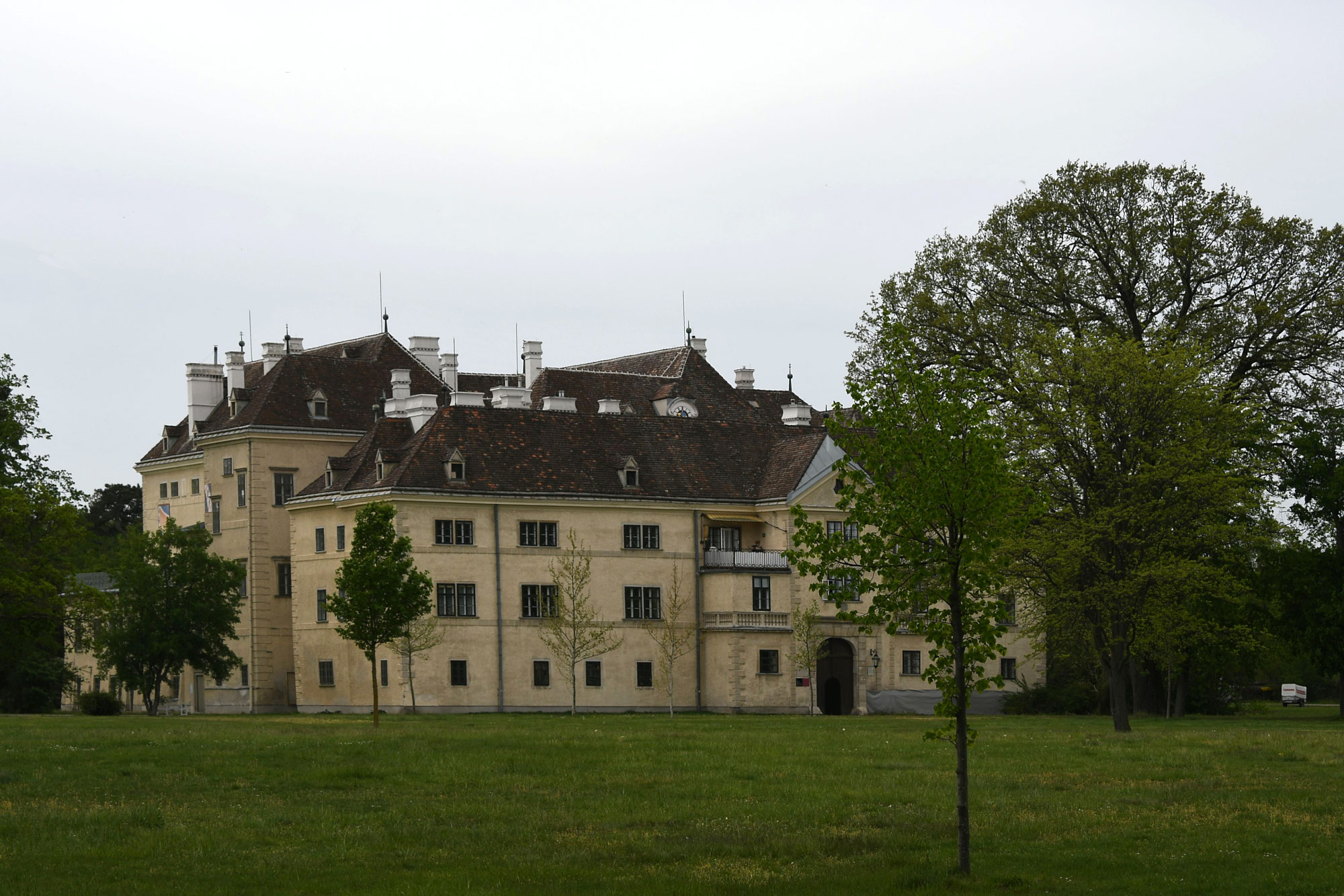 Laxenburg (Photo license: CC BY 2.0)